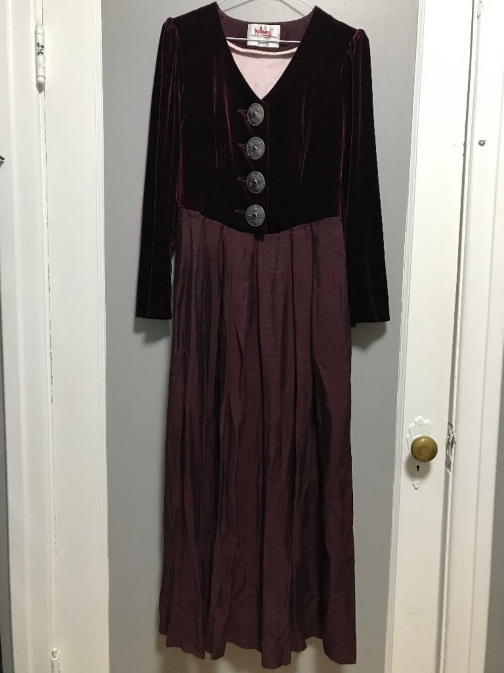 Vintage Burgundy Velvet Dress Goth Medieval / Renaissance Era XS SMALL Mothwurf
